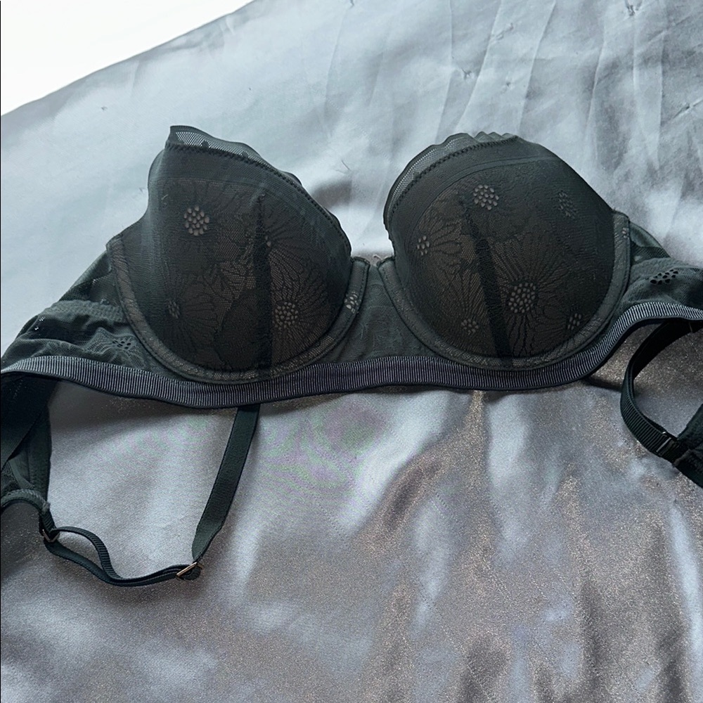 Aerie Elegant Olive Lace Bra